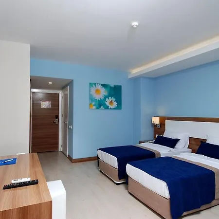 Kleopatra Ramira Otel