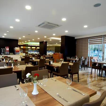 Otel Kleopatra Ramira