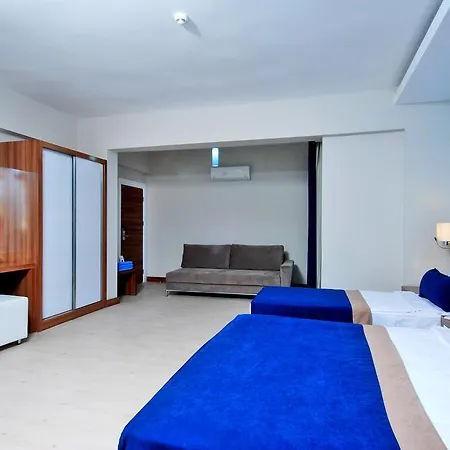 Kleopatra Ramira Otel 4*